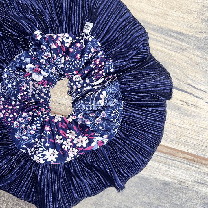 Josefina II azul marino florcitas  1