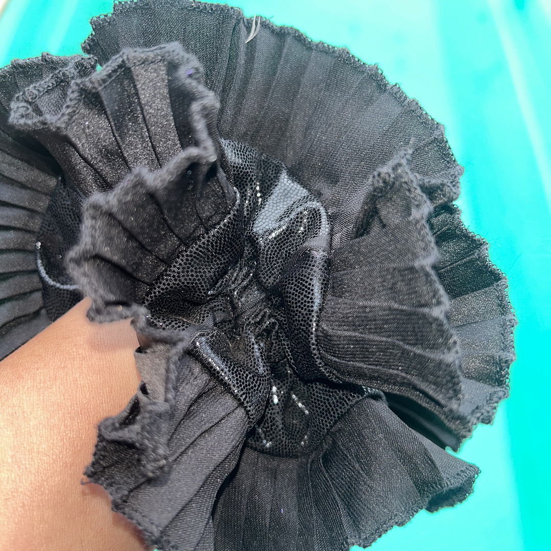 Emilia mini negra brillo 2