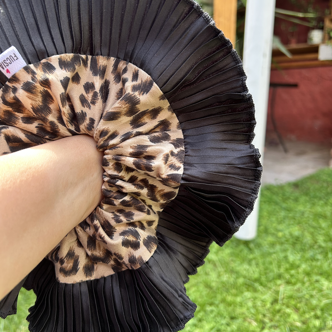 Josefina II animal print cafe 1