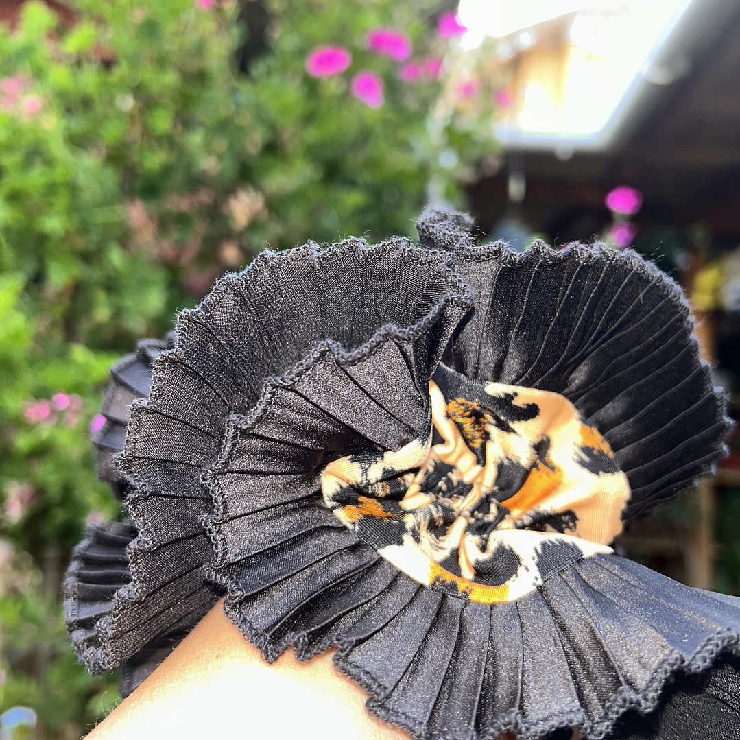 Emilia plus animal print negro  2