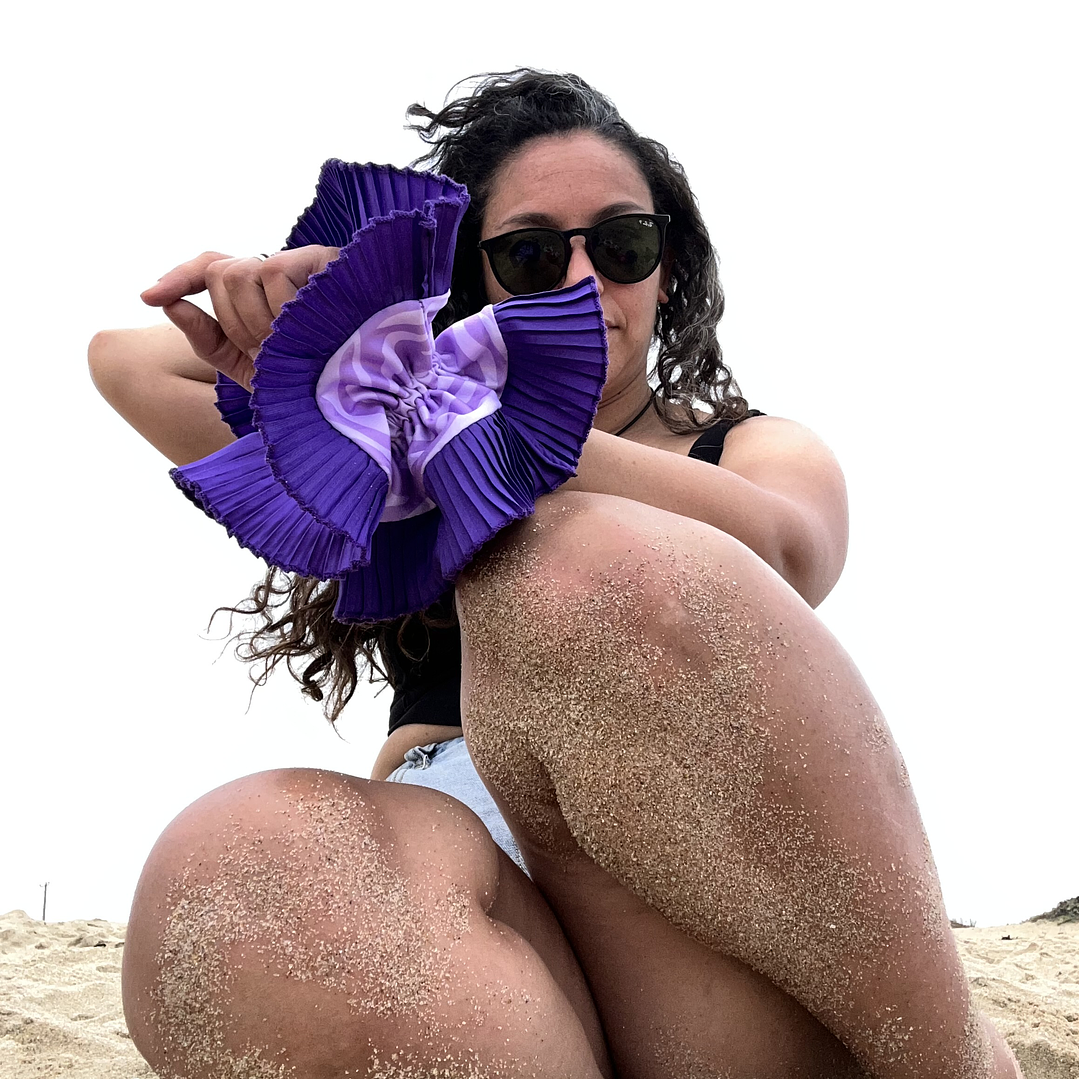 Emilia plus cebra morada  3