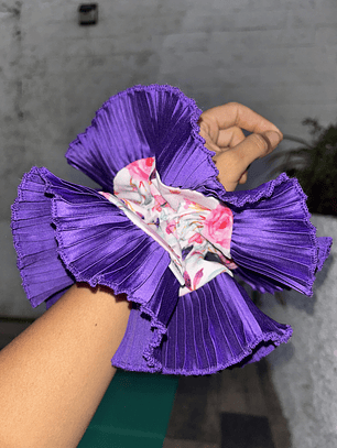 Emilia plus morada flores 