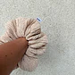 Scrunchie mediano café textura  - Miniatura 1