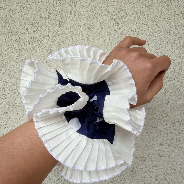 Emilia mini azul marino puntitos  1