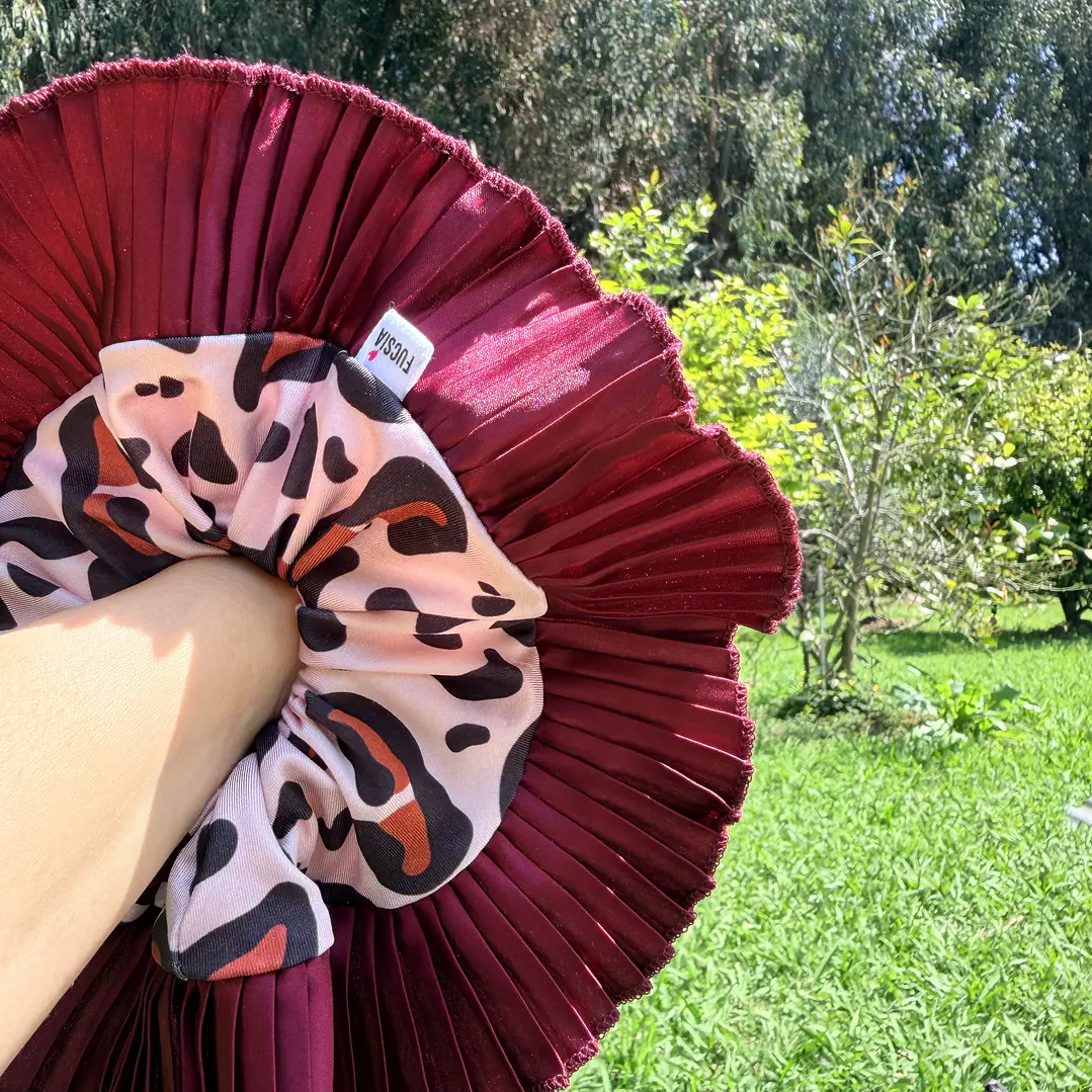 Josefina animal print burdeo  1