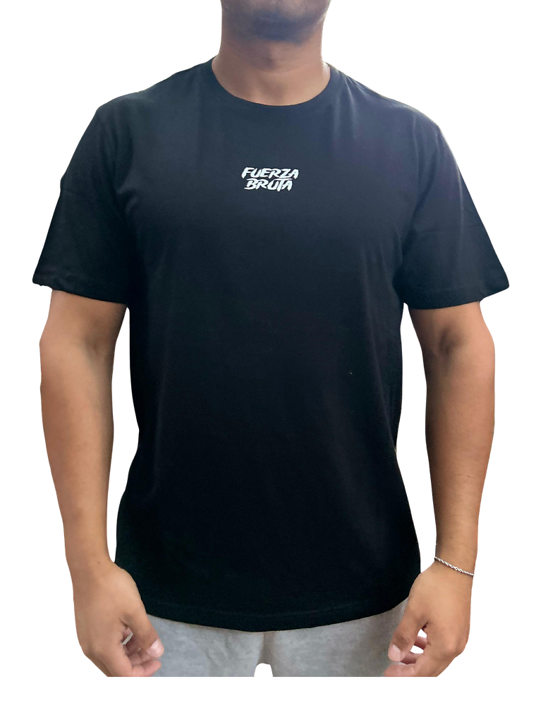 Polera Negra Regular Fit 190g – Fuerza Bruta Essentials 1
