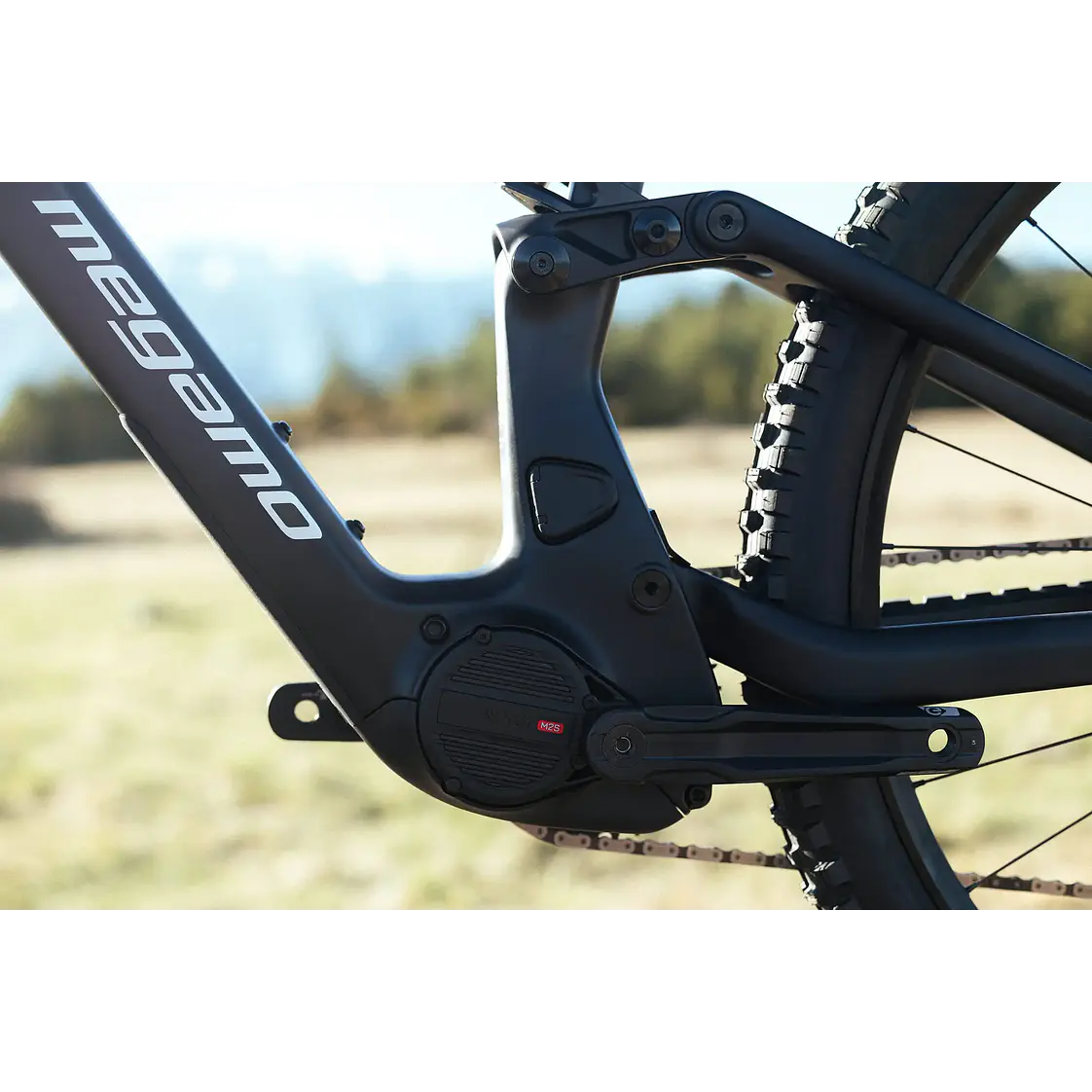 BICICLETA MEGAMO REASON CRB 01 - GARNET UD 5