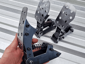 Pedais Semi pronto. Metal, cortado a laser 