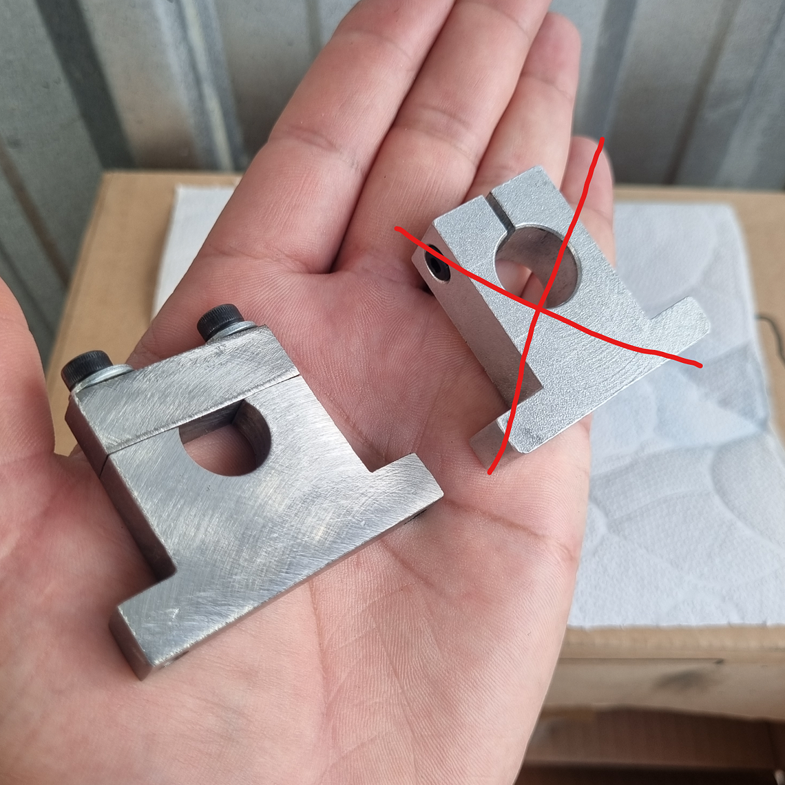 Suporte pra prender motor de Hover 4