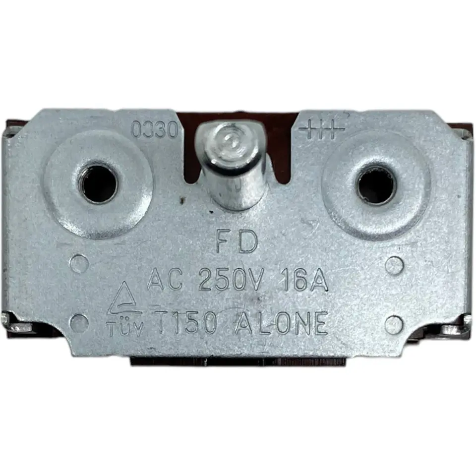 Conmutador Hornos FDV Design / KUBLI Neu 5