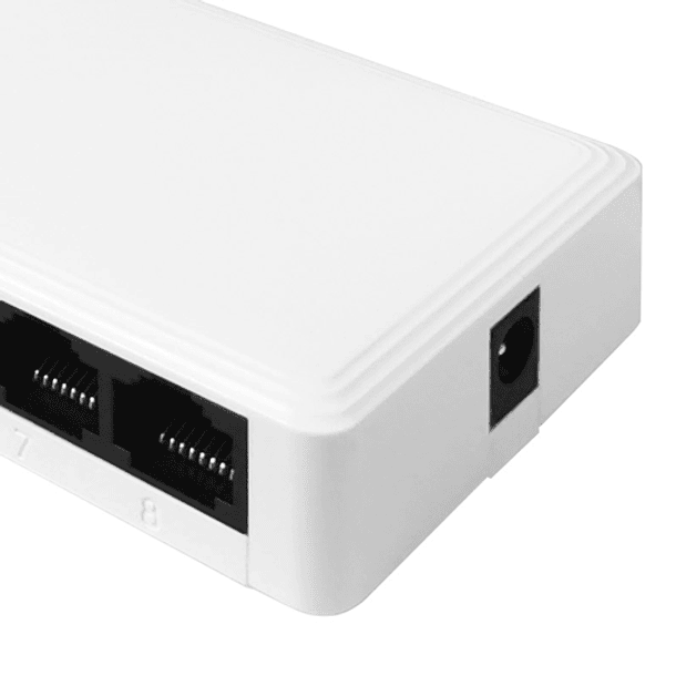 Switch Nexxt Essent Naxos801-G 8-port 1Gbps 110/220V 5