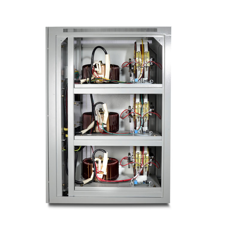 Estabilizador de Voltaje 50kVA Trifasico 2