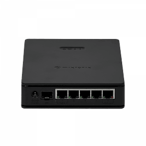 MIKROTIK 1-SFP 5-1000 PoE-i/o AX3000 2,4GHz/5GHz 6dBi RouterOS-L4 v7