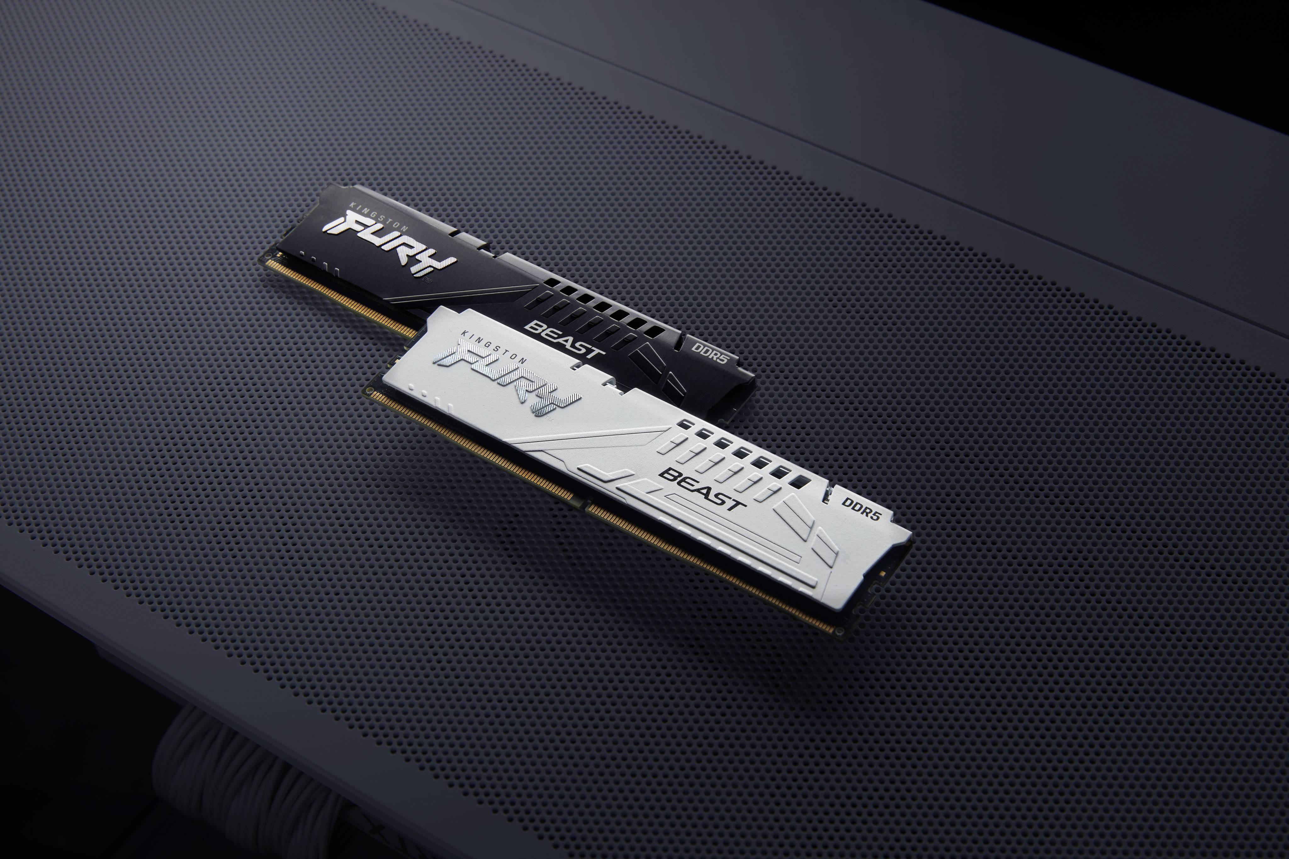 Memoria RAM DDR5 64GB 5600MHz CL36 Kingston FURY Beast , 288-pin DIMM, Black 8