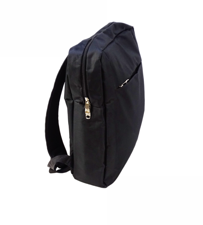 Mochila Notebook 16” 33x45cm Negra con Puerto USB-A 2