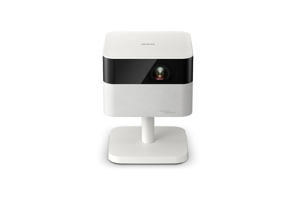 Proyector Smart Portatil Epson Lifestudio Flex EF-71, 700 Lumenes, Full HD, Google TV 1