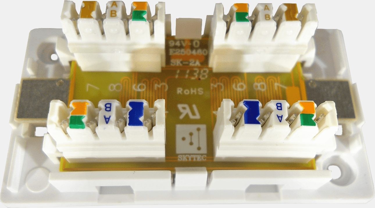 Copla Punchable LINKMADE Cat6 UTP para Conexiones en Redes Estructuradas 5