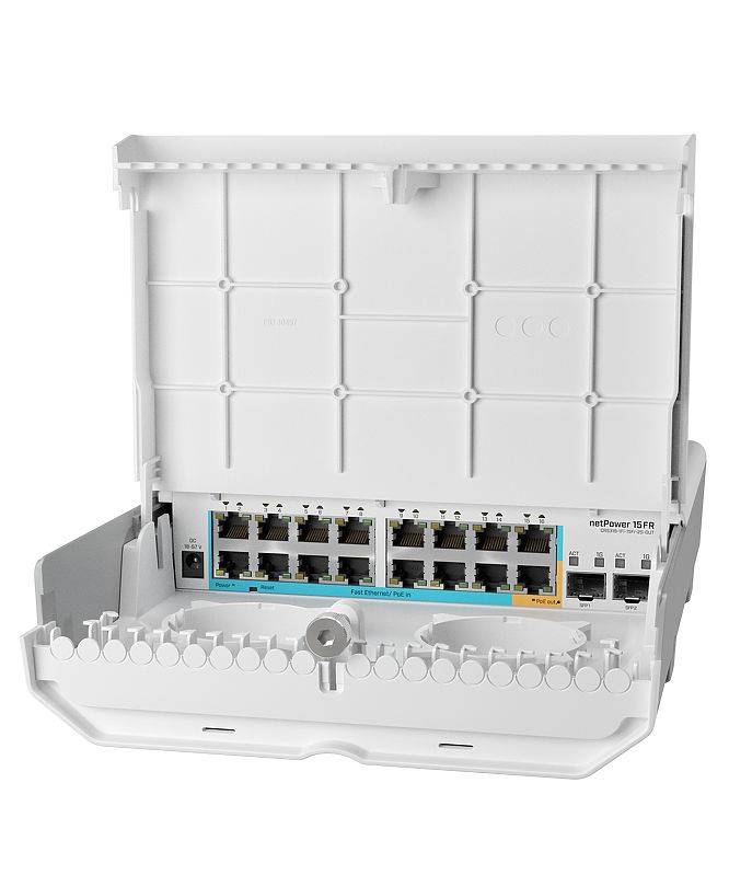Switch Exterior MikroTik netPower 15FR, 18 Puertos, 15 Reverse PoE, SFP, GPEN, Alta Velocidad 3