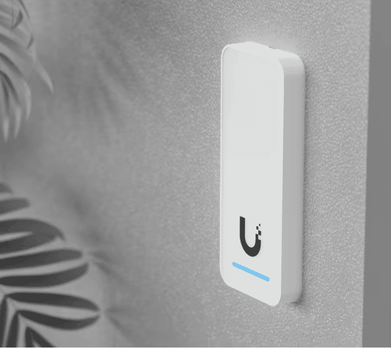 Lector Bluetooth Ubiquiti UA-G2 - Blanco, NFC, IP55, UniFi Access, Requiere PoE 5