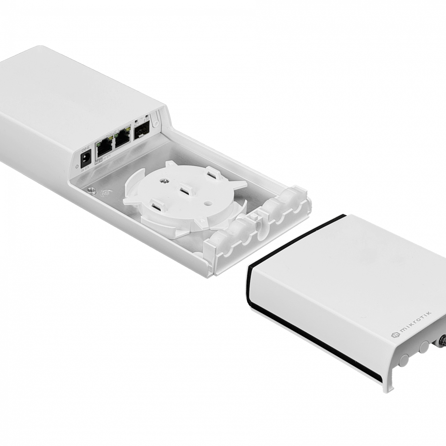 Convertidor Fibra a Cobre MikroTik FTC21 - IP55, Gestión Inteligente 3