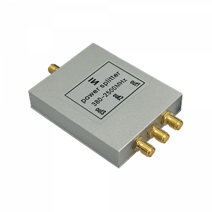 Divisor de Potencia RF SCW03 1x3, 0.4GHz–2.5GHz, Conectores SMA-H, Rango 380–2500MHz