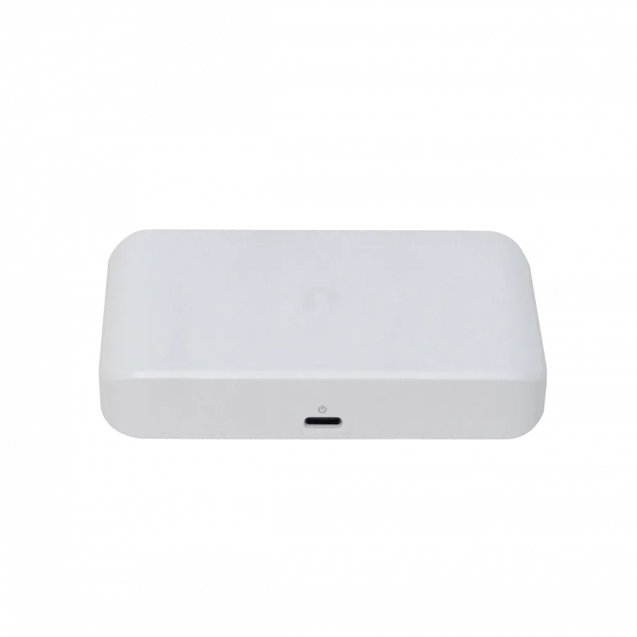 Switch Ubiquiti 5-port  1xGE PoE+ in y 4xGE s/Inyector PoE 6