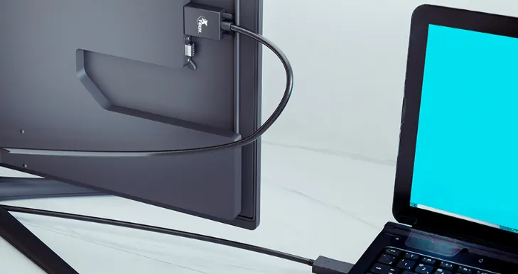 Adaptador Displayport macho a VGA macho XTC-377 Xtech 2