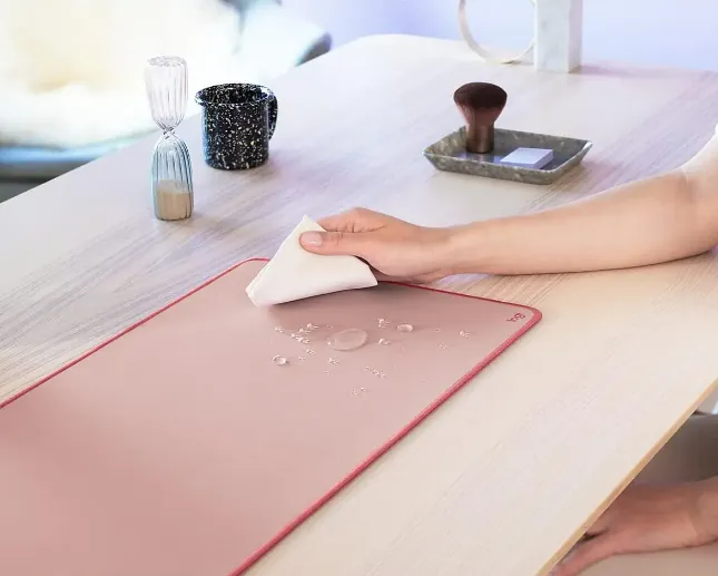 Pad de escritorio Sturio Logitech 4