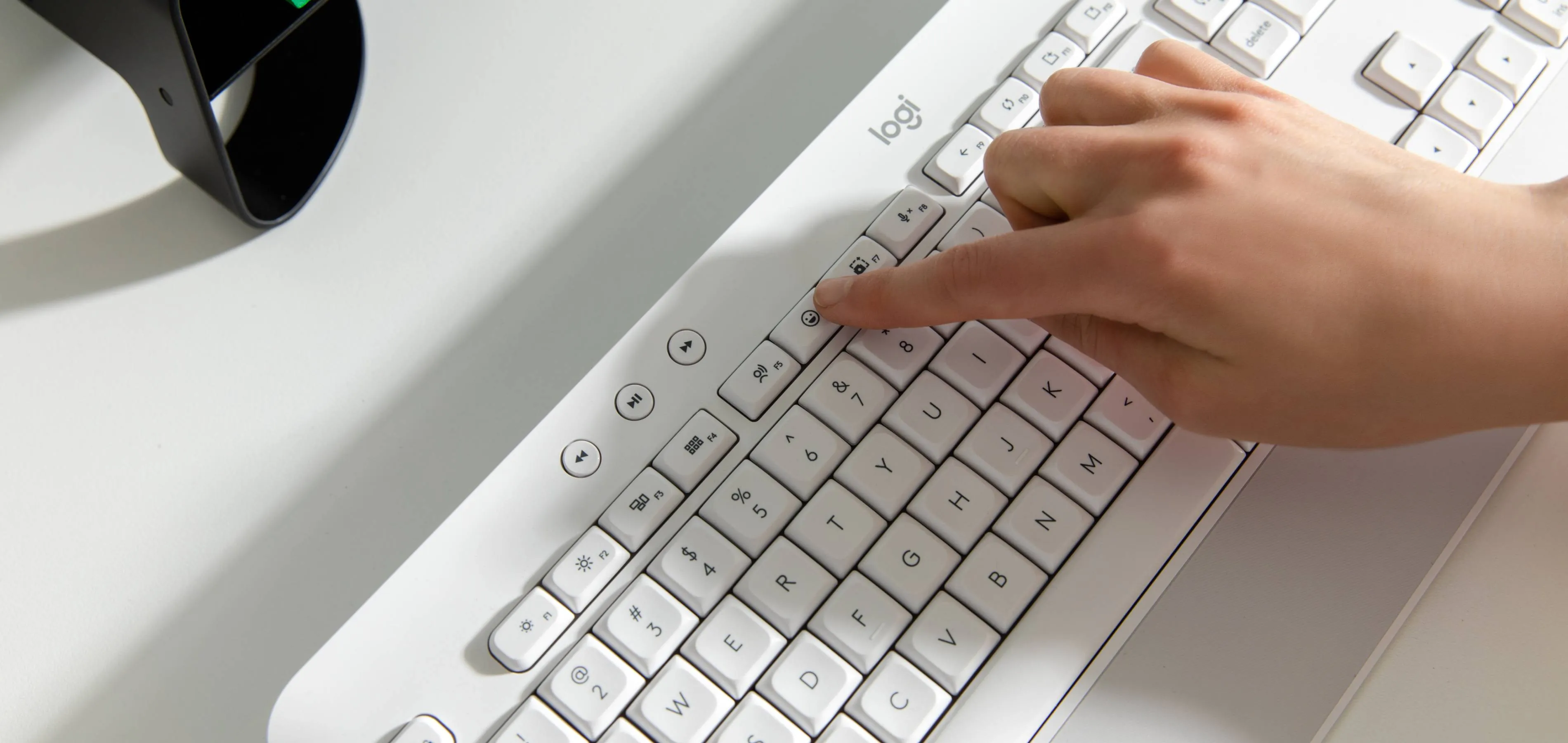Teclado Inalámbrico Logitech K650 en Español, Color Grafito 10