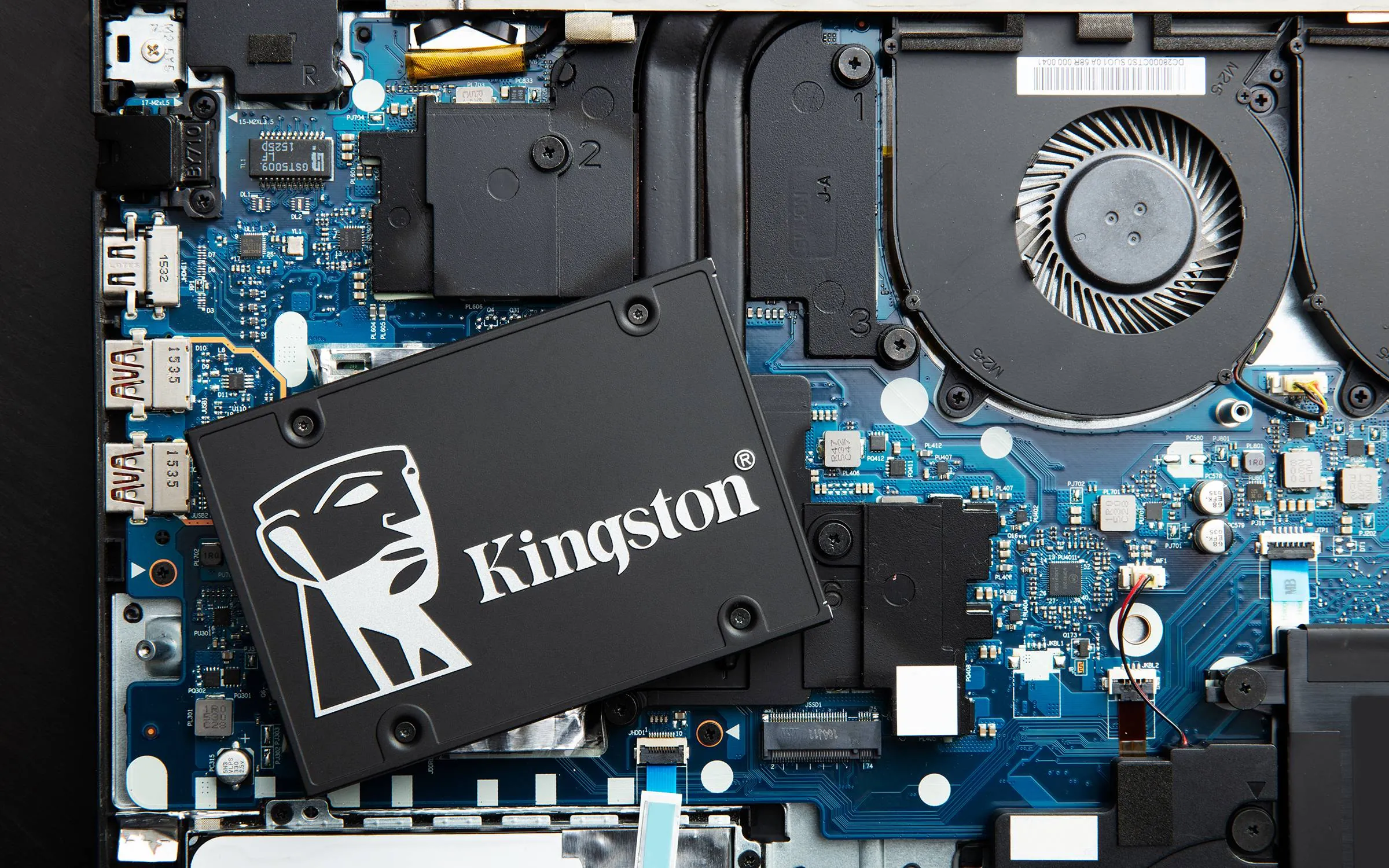 Unidad SSD 256GB Kingston KC600 2.5