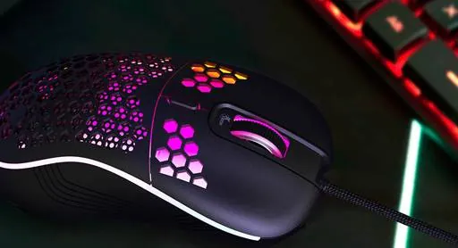 Mouse Gamer Xtech Lightbuzz XTM-620, Óptico, Luces LED, Hasta 7200 dpi 2
