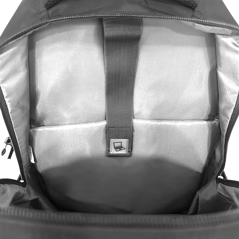 Mochila Klip Xtreme KNB-436GR para Notebook 15.6