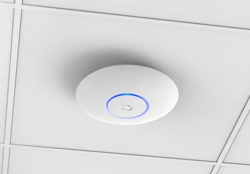 Access Point UniFi UAP-AC-LR de Ubiquiti - Wi-Fi 5 AC1300 de Largo Alcance, Hasta 450 Mbps 3