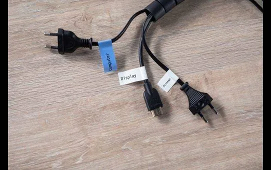 Rotuladora Electrónica Brother PT-D610BTV, Pantalla a color, teclado y conexión a PC y móvil 8