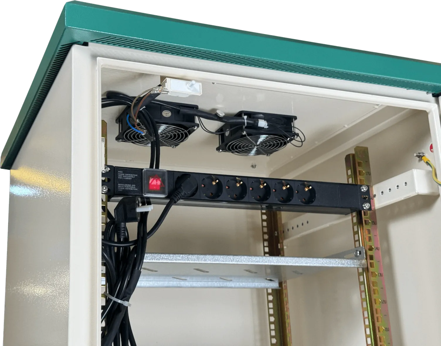 Rack Exterior LINKMADE RK17-6LE 17U 60cm Fondo IP65 Ventilacion PDU Muro Poste 4