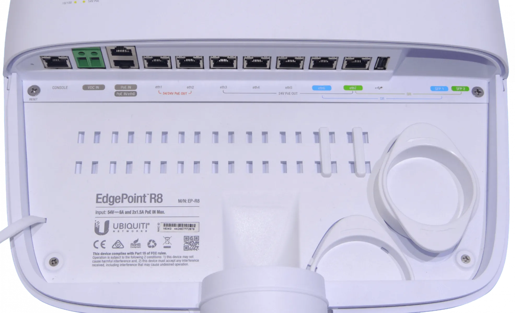 Router y Switch para WISP con 8 Puertos Gigabit, EdgePoint R8 8