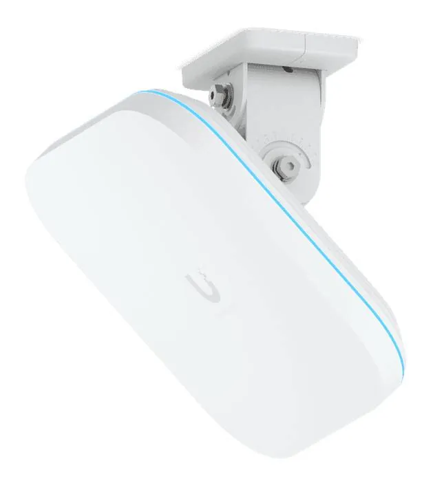 Punto de Acceso Ubiquiti E7-Campus WiFi 7, Tri-Banda, 10 Flujos con Puerto 10G PoE++, IPX6, IP67 8