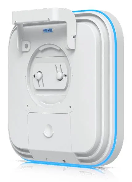 Punto de Acceso Ubiquiti E7-Campus WiFi 7, Tri-Banda, 10 Flujos con Puerto 10G PoE++, IPX6, IP67 9