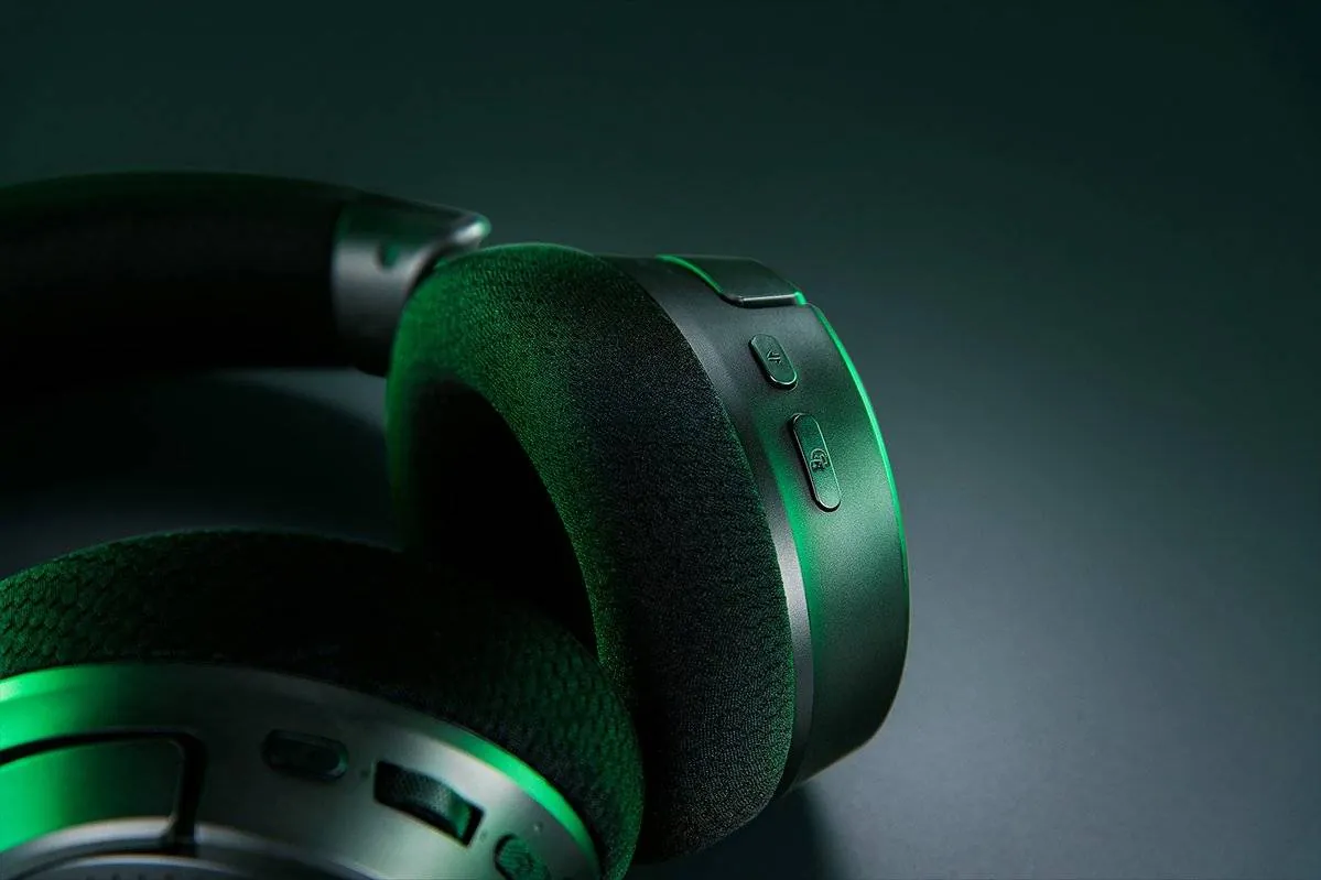 Auriculares Gaming Inalámbricos Razer Kraken V4, Wireless 2.4GHz, Bluetooth 5.3, USB-C, Negro 5