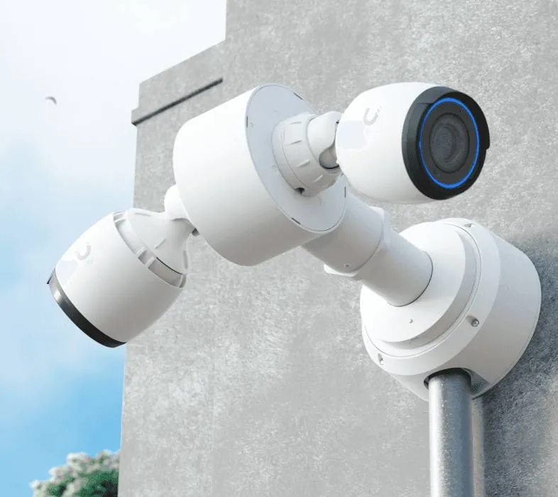 Soporte Doble Ubiquiti UACC-CAMERA-DM-W para Cámaras UniFi, Aluminio, Blanco 15