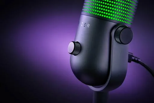 Micrófono Gamer USB RGB Profesional Razer Seiren V3 Chroma 5