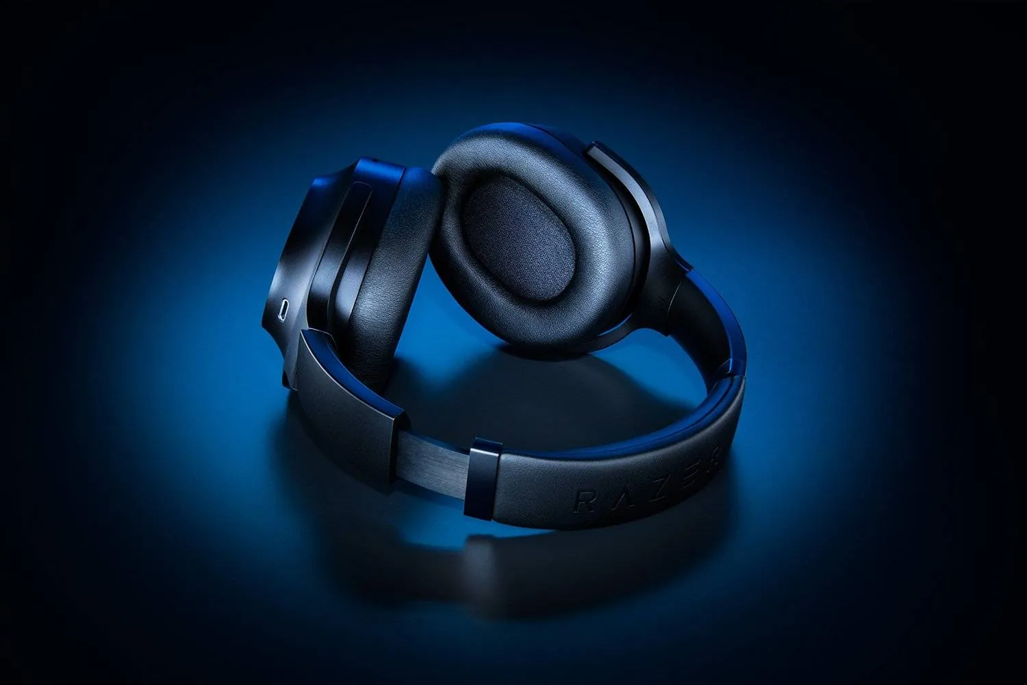 Audífonos Gamer Inalámbricos Razer Barracuda Pro, BT, 2.4GHz, USB-C, ANC Híbrida, THX Spatial Audio 5