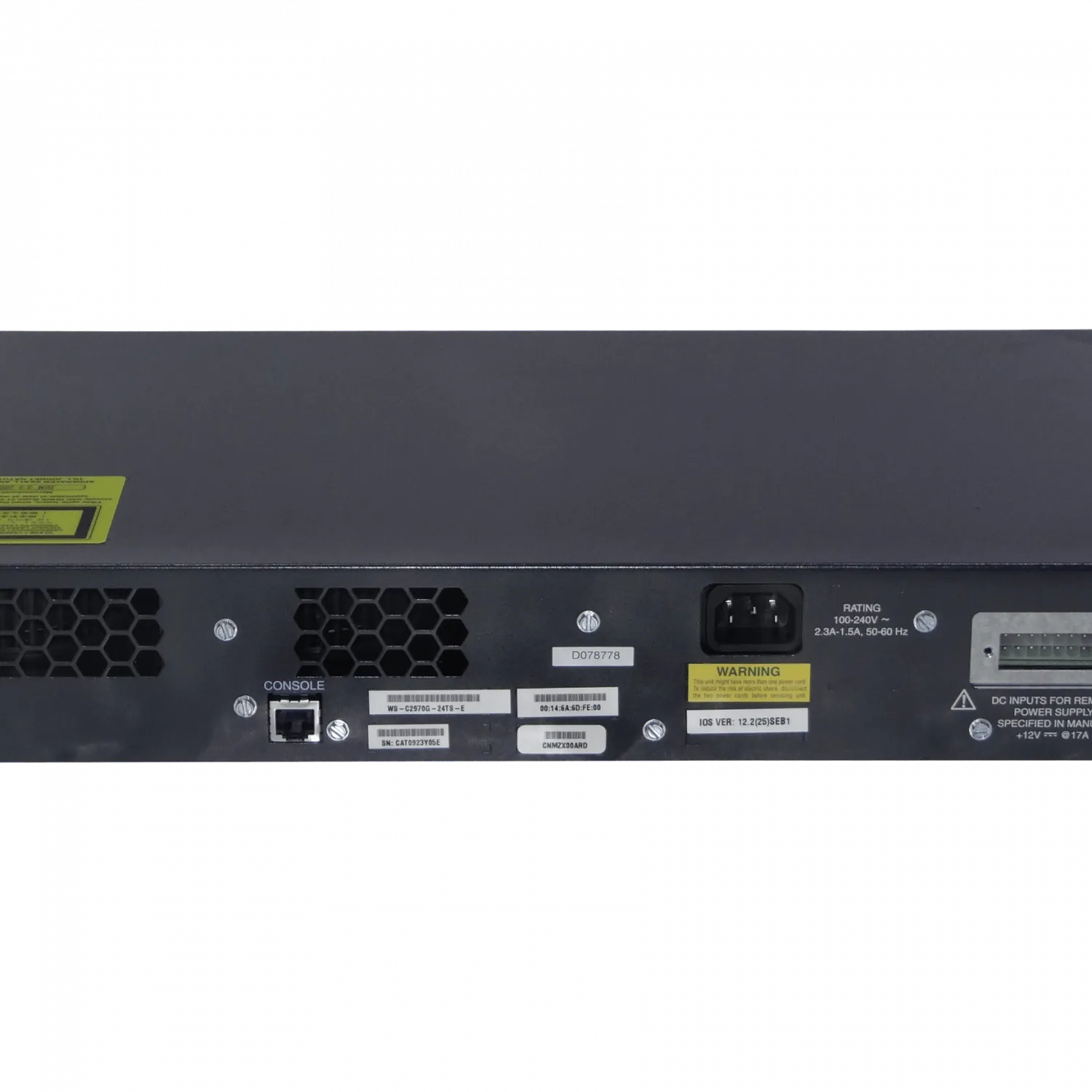 CISCO REFACCIONADO 24-1000 4-SFP RS232-RJ45/DB9-H Switch Rack-1,5U 2
