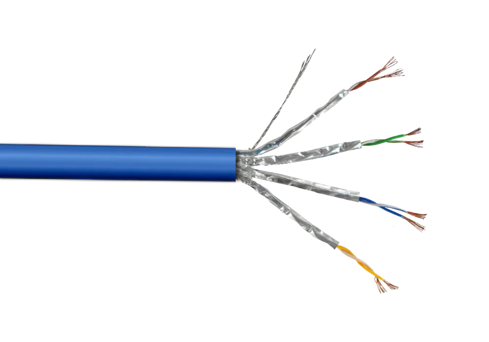 Cable Patch LINKMADE Cat6a Azul LSZH U/FTP 3m Inyectado Multifilar para Redes de Alto Rendimiento 3