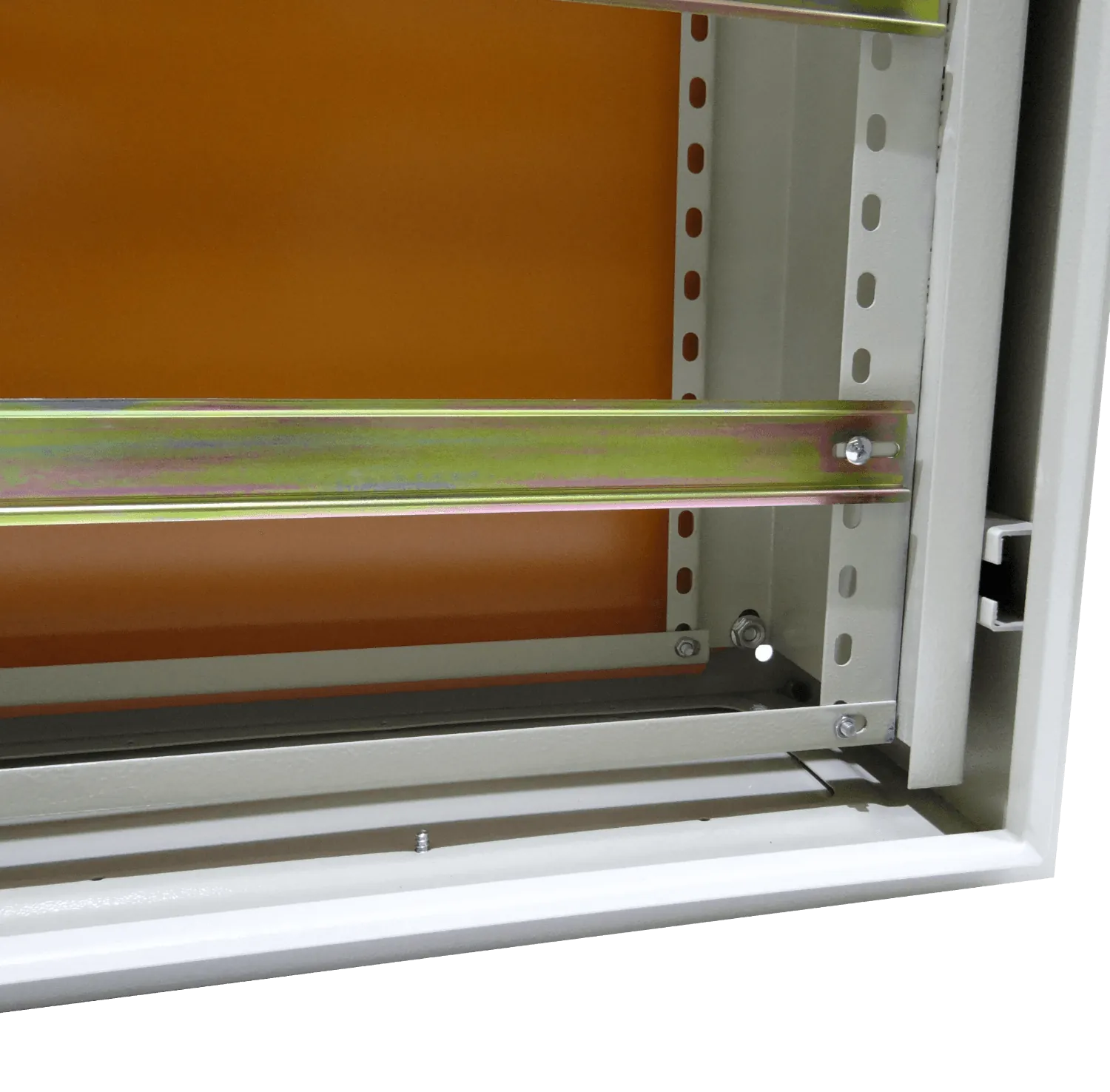 Chasis interno Tibox ST-825 743x529mm con 4 riel din 53cm para tablero ST6-825 4