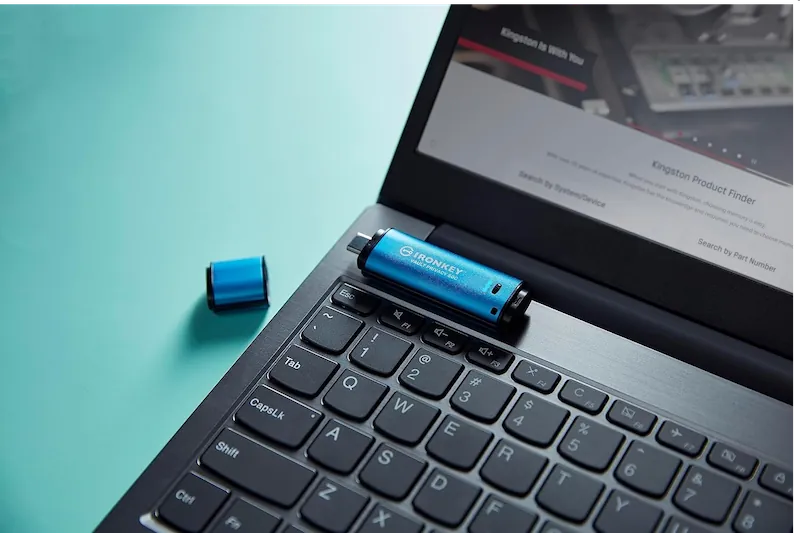 Pendrive KINGSTON 32GB USB-C Encriptado AES-256 IronKey IKVP50C/32GB  5