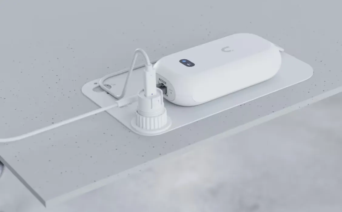 Soporte de Montaje a Techo Blanco Ubiquiti - Compatible con UVC-AI-THETA 9