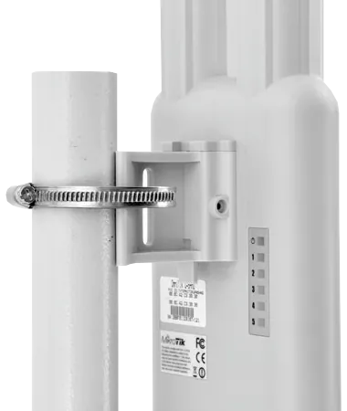 Punto de Acceso Exterior MikroTik OmniTIK 5 - 5 GHz, 802.11a/n, 5 Puertos Ethernet 6