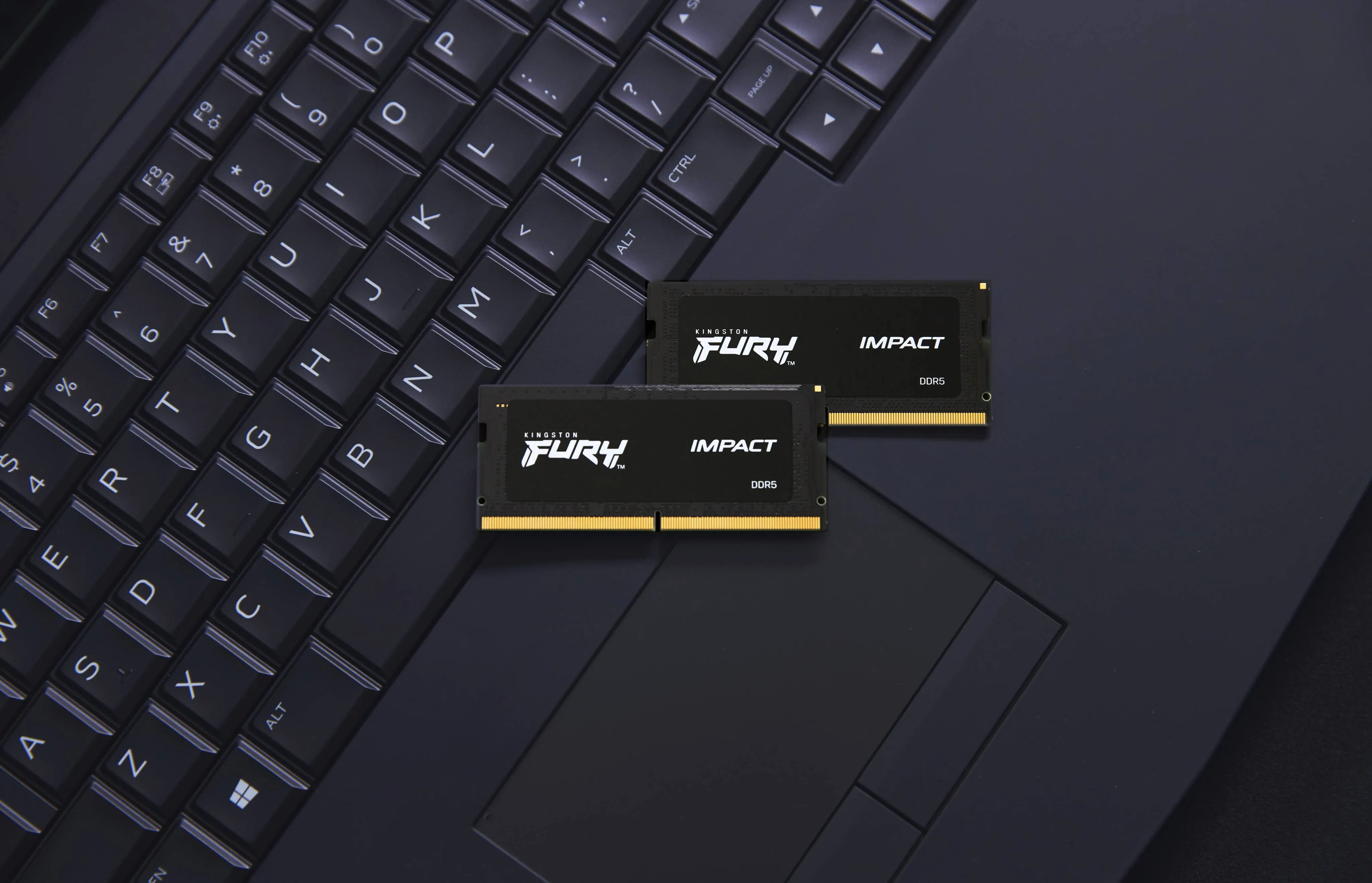 Memoria RAM para Notebook DDR5 32GB 5600MT/s Kingston FURY Impact, CL40, SO-DIMM, 1.1V 9