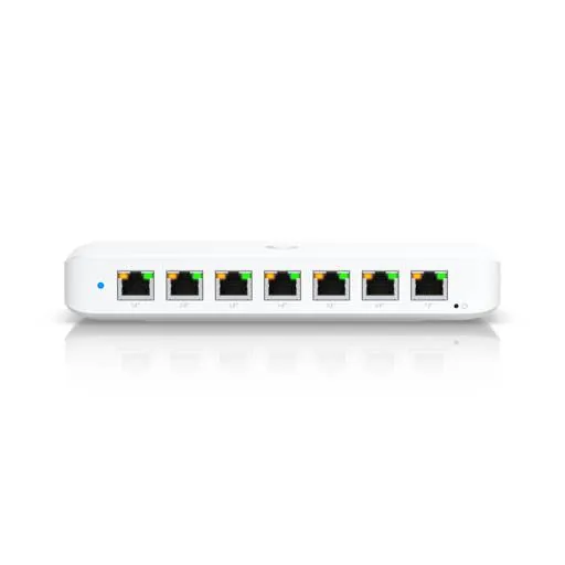 Switch PoE Compacto de 8 Puertos GbE Ubiquiti UniFi Switch Ultra 60W 2
